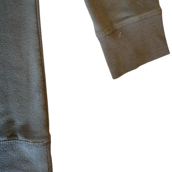 Women's long-sleeve cowl neck soft knit top large in khaki color Cynthia Rowley. - Picture 5 of 6